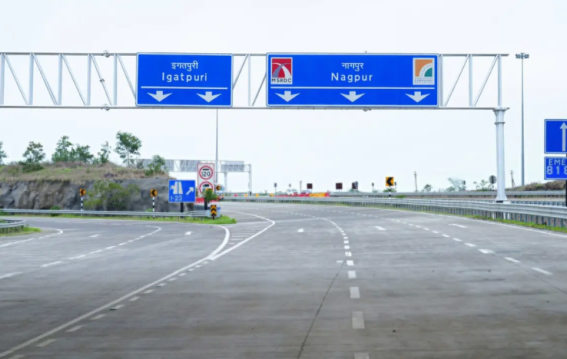 CM Fadnavis Inaugurates Final Stretch of Mumbai-Nagpur Samruddhi Expressway